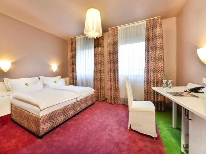 Airport Hotel By The New Yorker Köln Ngoại thất bức ảnh