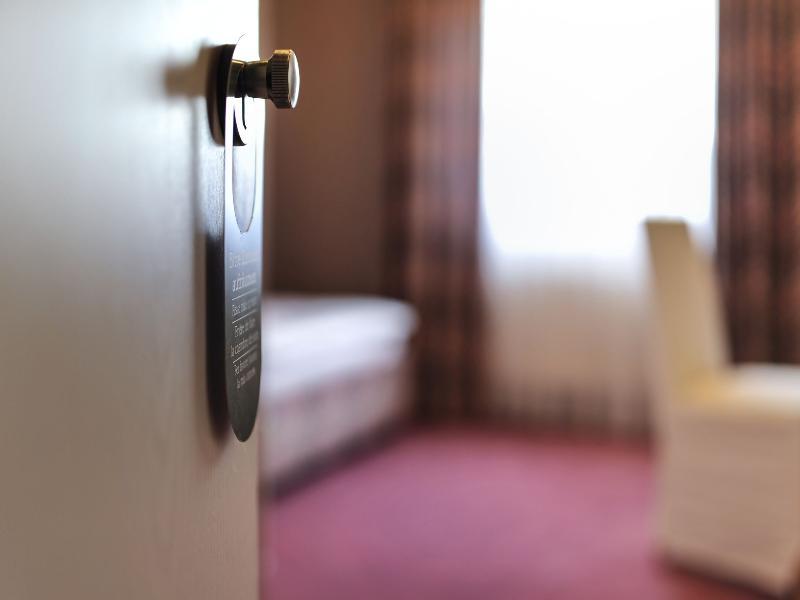 Airport Hotel By The New Yorker Köln Ngoại thất bức ảnh