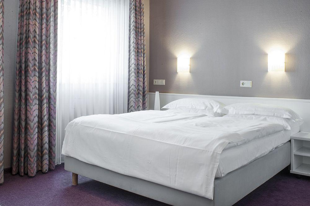 Airport Hotel By The New Yorker Köln Ngoại thất bức ảnh